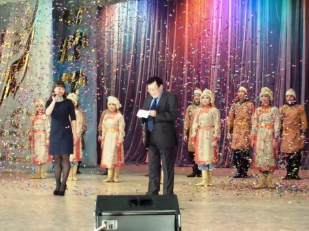 «Вифлеемская звезда» в Тувинской госфилармонии зажгла традицию светского празднования Рождества