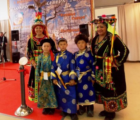 Сегодня в Кызыле проходит Республиканский творческий фестиваль коренных малочисленных народов «Земля моих предков»