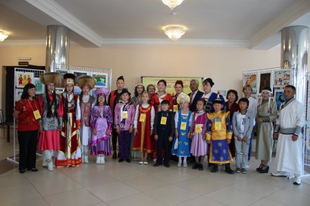 В Кызыле прошел I Межрегиональный фестиваль детского творчества «Сылдыс Сибири»