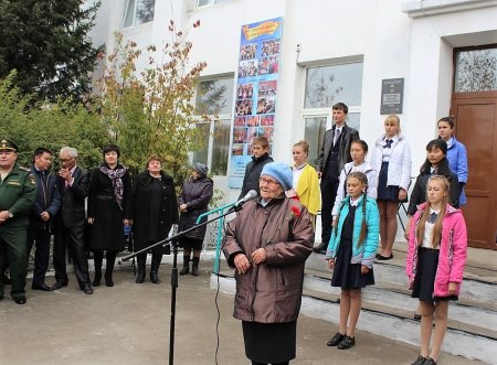 Еще два мемориала с именами героев Советского Союза открыты в кожуунных школах Тувы