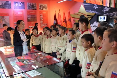 В Национальном музее Тувы прошел «День в музее для российских кадет»