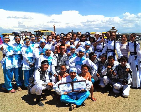 Министерство культуры Тувы присвоило почетные звания самодеятельным коллективам культуры