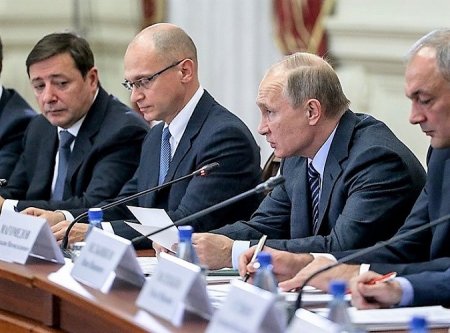 Путин поддержал идею Года единства российской нации
