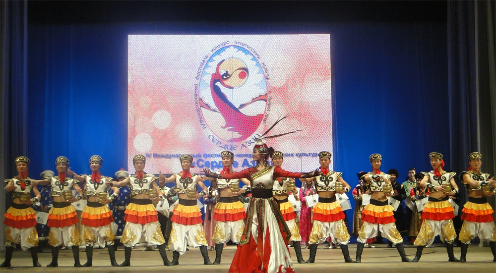В Туве с успехом завершены Международные фестивали «Сердце Азии» и «Радуга Дружбы»