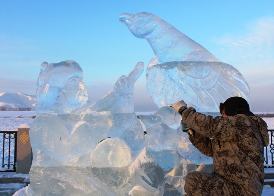 16 декабря в полдень будут определены победители I открытого фестиваля-конкурса ледовых скульптур «Ледовая сказка в Центре Азии»