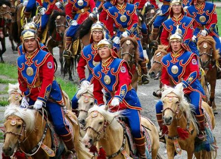 В соседней Монголии проходит национальный праздник Наадам