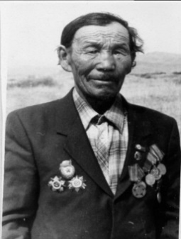 Монгуш Биче-оол Дагбаевич (20. 02.1921-1994 гг.) Тувинский доброволец, фронтовик
